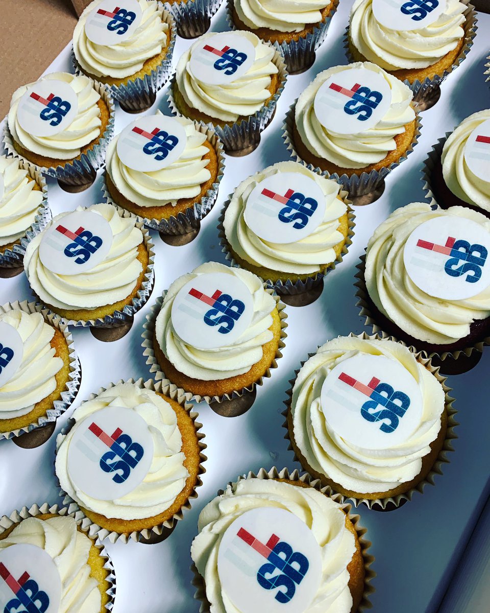 UniLeicBusiness's tweet photo. #Brookfest preparations are well underway! Come and join us for a bbq and drinks in the #ulsb hub from 12 today! https://t.co/dj704s5wCb