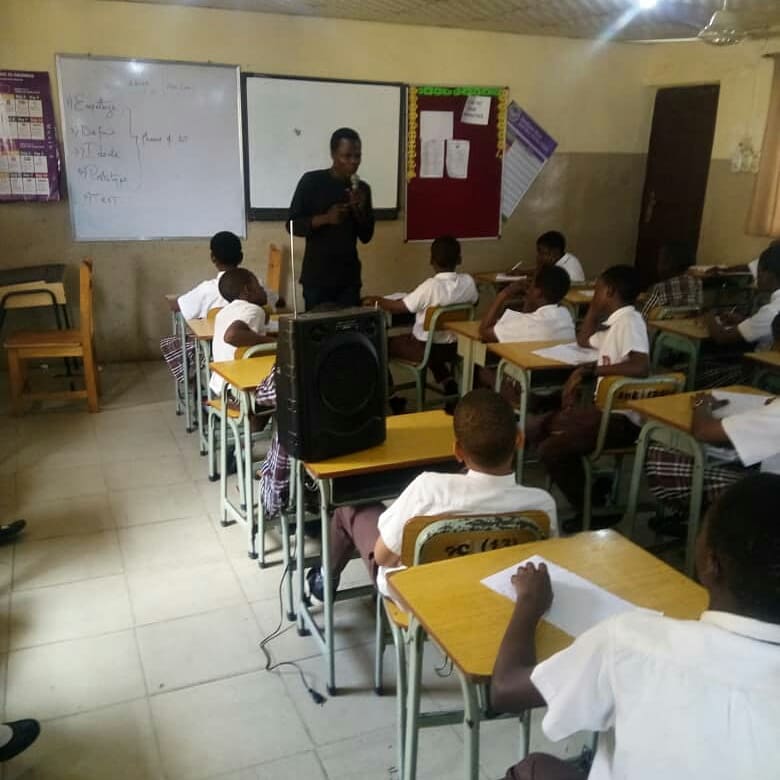 techgenafrica1's tweet image. We joined other STEM platforms to inspiring and nurturing the next generation of problem solvers through design #thinking.

We walk the students of @honeylandschool through the basic concept of design thinking in a practical approach.

#techgen #stem #bitcoin #FridayMotivation