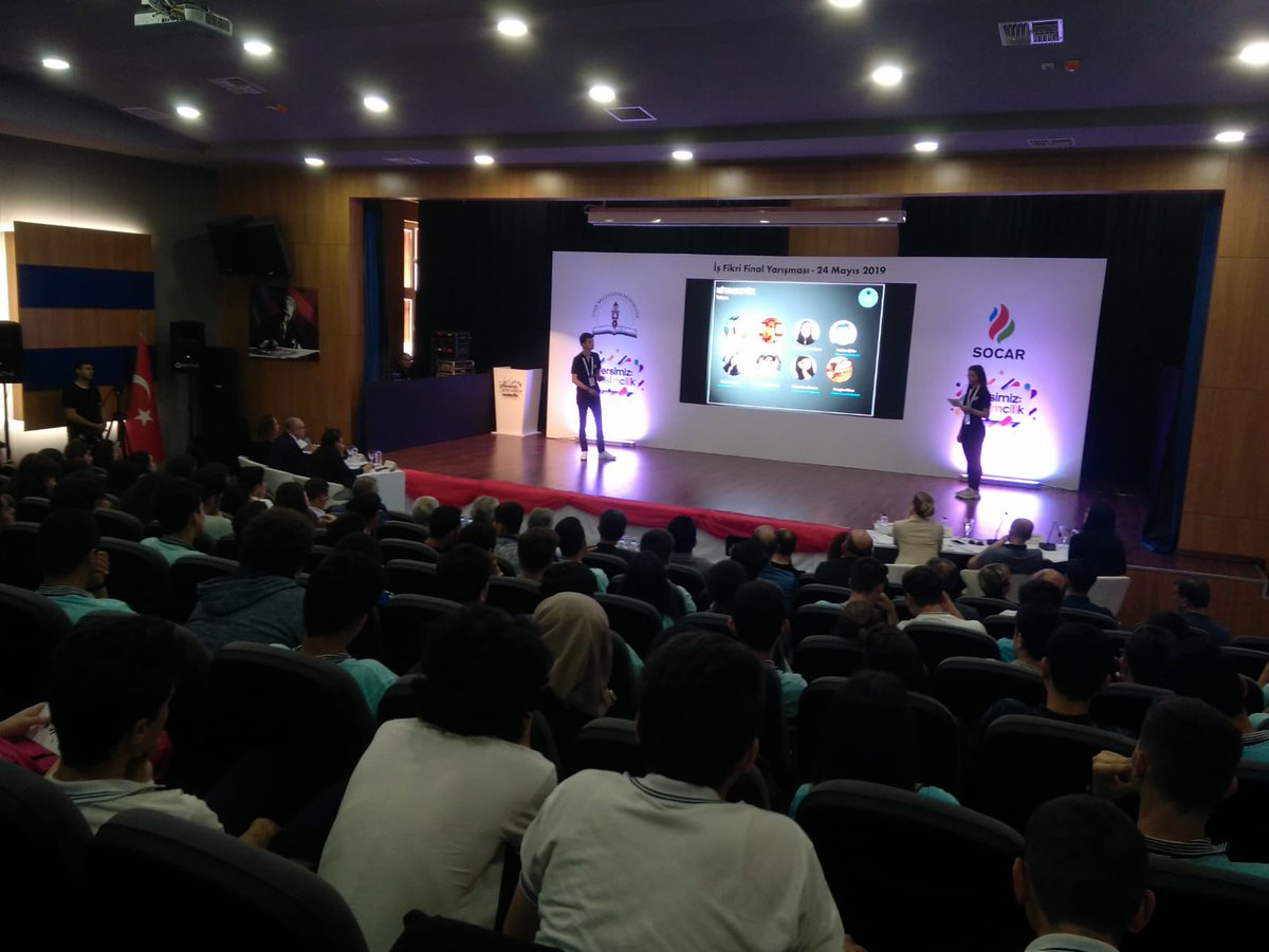 #DersimizGirişimcilik : Genç beyinlerimiz, doğanın korunumundan iş güvenliğine, üretimde verimlilikten günlük hayatın akışına kadar birbirinden ilginç ve değerli fikirleriyle geleceğimiz için umut aşılıyorlar.
<a href="/yahsiomer/">Dr. Ömer YAHŞİ</a> <a href="/izmir_ilmem/">İzmir İl Milli Eğitim Müdürlüğü</a> <a href="/SOCAR_Turkiye/">SOCAR Türkiye</a> @MuratLeCompte <a href="/lsagiroglu/">levent sagiroglu</a>