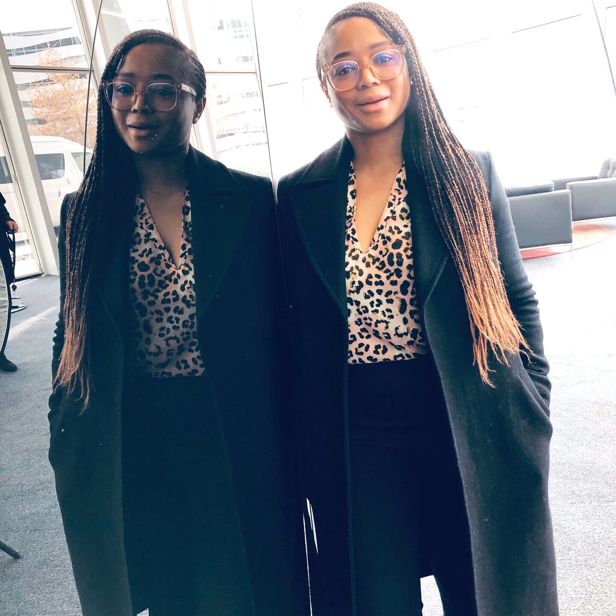 alinah_motaung's tweet photo. #HappyFriday🥰 #PartnerBae #bossladythings #workphotoshoot📸 @pwc_za 😇 https://t.co/QUjlHJEFfI