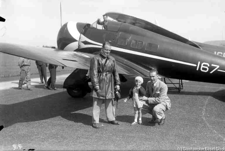 アプロ ロッキードl12エレクトラジュニア 商業的成功を収めたエレクトラをさらに小型化したモデル その大きさは全長9 2m 全幅11 1m ﾟdﾟ 零戦より小さい双発旅客機だ