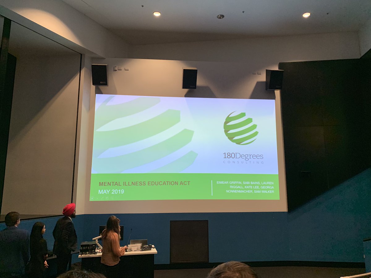 Christopher Murphy tweet media