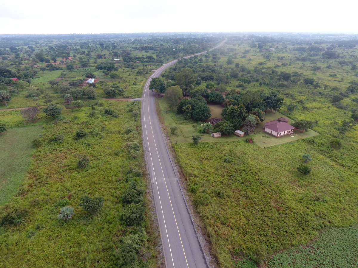 UNRA_UG's tweet photo. Planning a trip to Gulu from the West Nile? You don't need to go through Karuma anymore. Save an hour's (63km) distance from your schedule by using the new Olwiyo - Gulu road. #UNRAworks #ConnectingUganda https://t.co/ZQAEnyeX5I