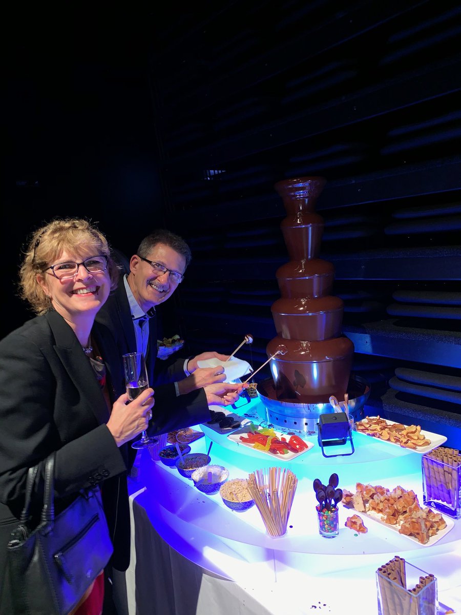 RogerEston's tweet photo. Great to be at UniSA’s launch of the HEDONISM exhibition at the Museum of Discovery (MOD). 🤗🤗⁦@UniversitySA⁩ https://t.co/CQgDTiY4HK
