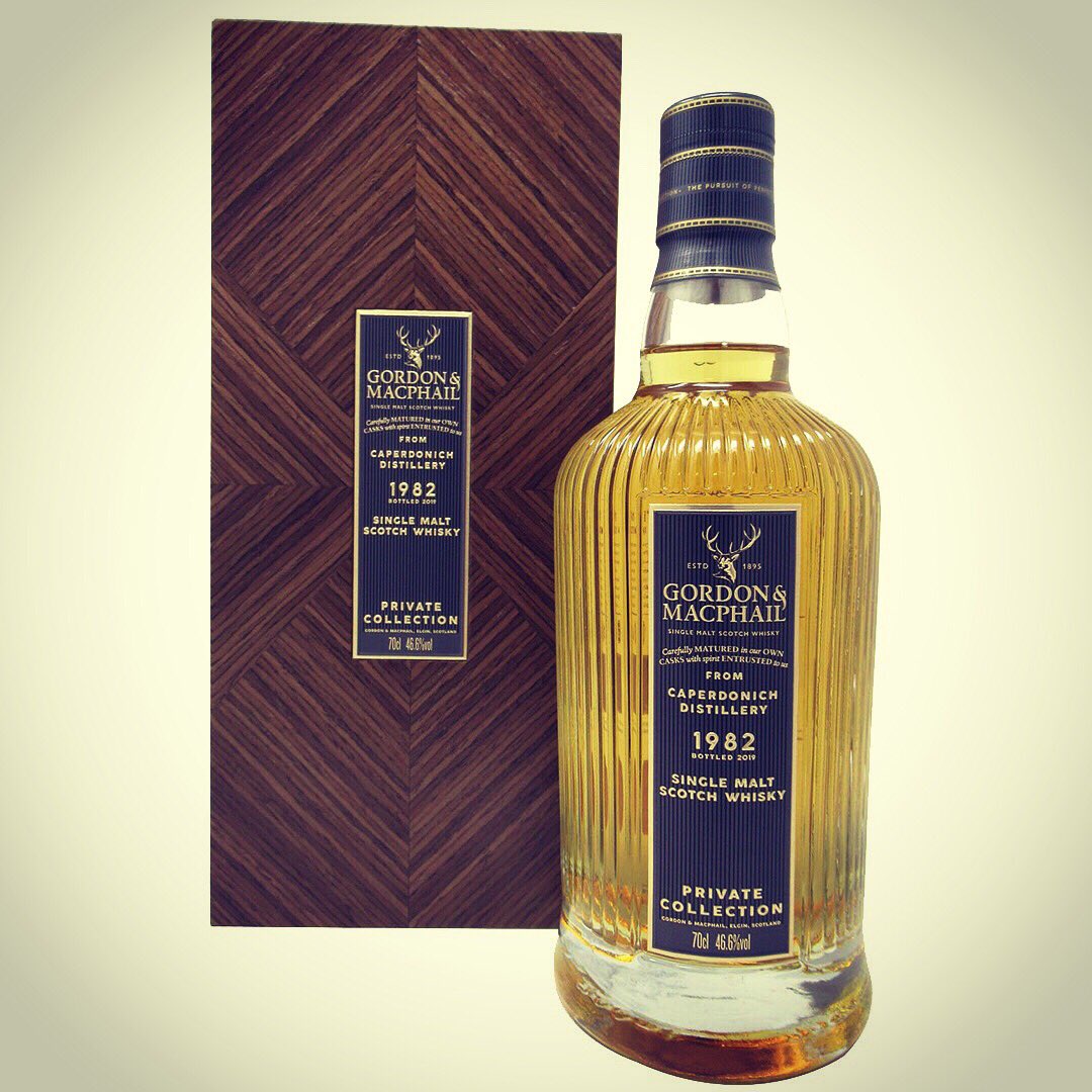 🏴󠁧󠁢󠁳󠁣󠁴󠁿Caperdonich 1982 36 years Single Cask 15179 G&amp;M Private Collection 700ml (Only 114 bottles Produced) @gordonandmacphail - Available on our Marketplace🏴󠁧󠁢󠁳󠁣󠁴󠁿
.
thewhiskyauctionsociety.com/fiche_m.php?id…
.
.
#whisky #singlemalt #caperdonich #caperdonichdistillery #caperdonichwhisky #gordonandmacphail