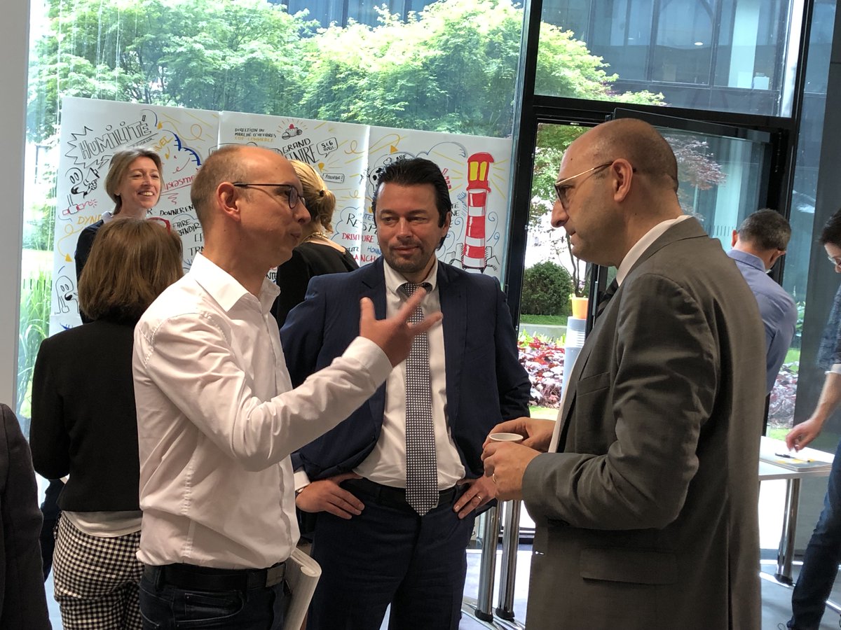 FrSarrazin's tweet photo. Bienvenue à @LionelZecri, pour une journée en région #EDFGrandCentre. Un temps fort pour les salariés @EDF_CVL &amp; @EDF_Aquitaine engagés pour nos #Clients, nos #Territoires et la #TransitionEnergétique. Ils sont l'énergie qui change tout ! @EDF_Entreprises @EDF_CollTerr https://t.co/FOiPCYnFXH