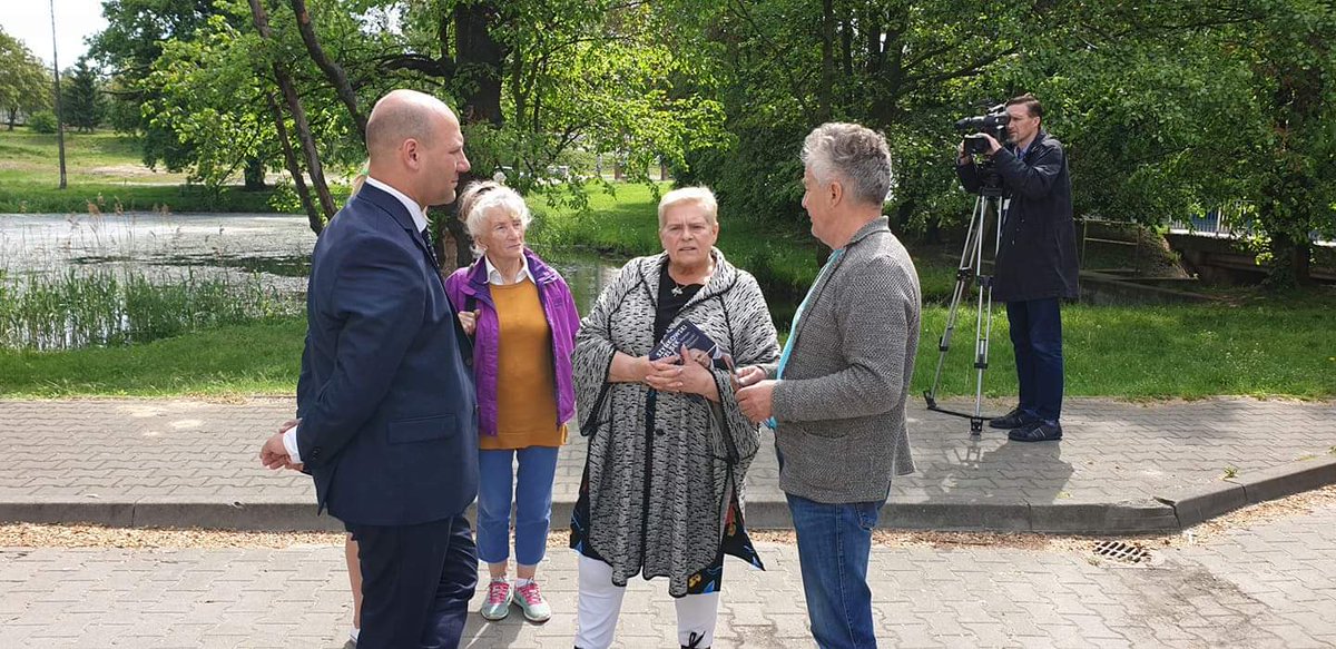 SzSz_velSek's tweet photo. #Tulce
#SiłaWielkopolski
#Poznaniak #Wielkopolanin #Poznaniak4you #pis4you #PolskaSercemEuropy 🙂🙂🙂 https://t.co/JOxlkFkW1N
