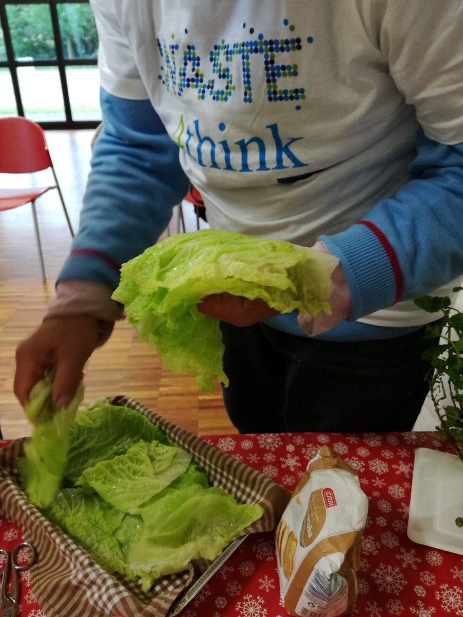 waste4think's tweet photo. In line with the objective of #Seveso @waste4think @EU_H2020 pilot to increase awareness about individual behavior regarding #wastemanagement a cooking course with #zerowaste has been held to learn how to cook producing as less #organicwaste as possible ➡️https://t.co/sKxxT5gZZe https://t.co/5c1QhklCbZ