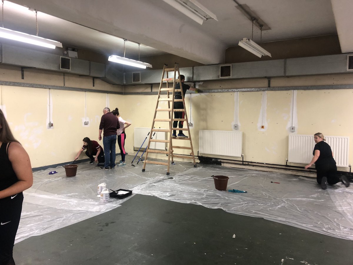 ocallaghan_colm's tweet photo. So proud of our DIO tax team helping out today in the local community up at Marino House. #teampower #community #hardwork #morepaint @PwCIreland https://t.co/T6ZrEWX3kg