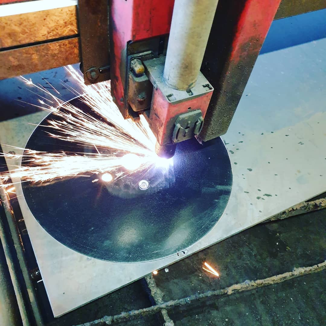 fentechuk's tweet photo. If you need a bore or pcd cutting into an existing disc or wheel, we can do that! Especially when considering hard steels that can't really be drilled.

#modify #customparts #boronsteel #metalfab #engineering #customprojects #fentech #recentproject https://t.co/XhZ70xLuqa