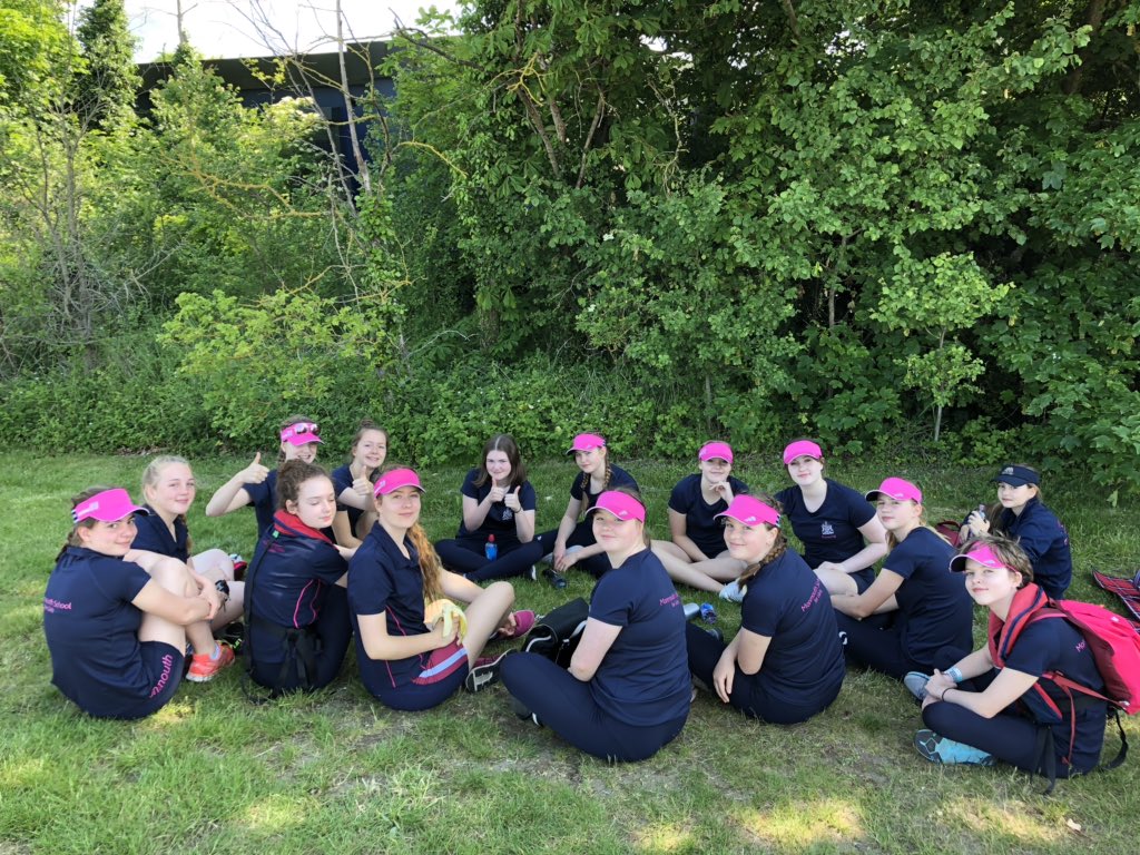 Girls relaxing in the shade before their race! #RacePrep #Squad #Club