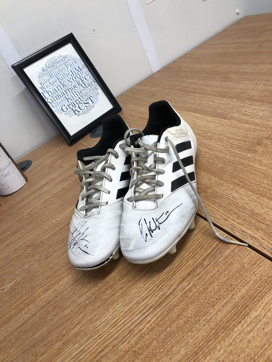 KillieCommunity's tweet photo. COMPETITION | It’s competition Friday, we have a pair of midfield maestro @gregkiltie’s worn boots up for grabs! 

All you need to do : 

✅ follow the page
👍🏻 post 
🔄 RT post
👋🏻 Tag 4 friends

#WeAreKillie 🔵⚪️⚽️ https://t.co/2loIfwxpsY