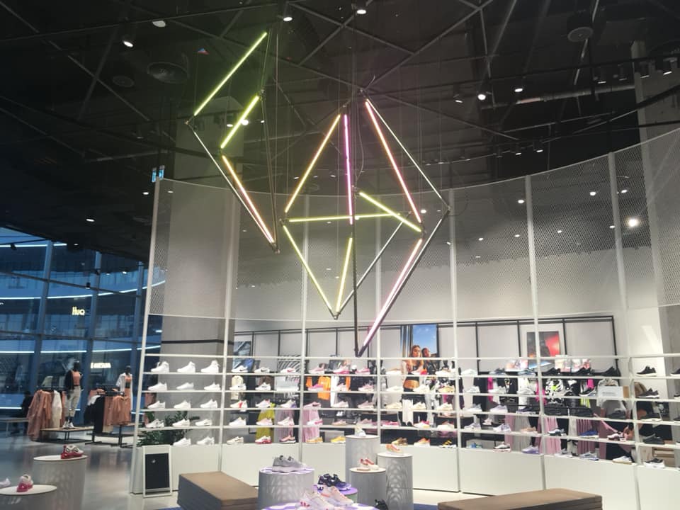 service client nike store