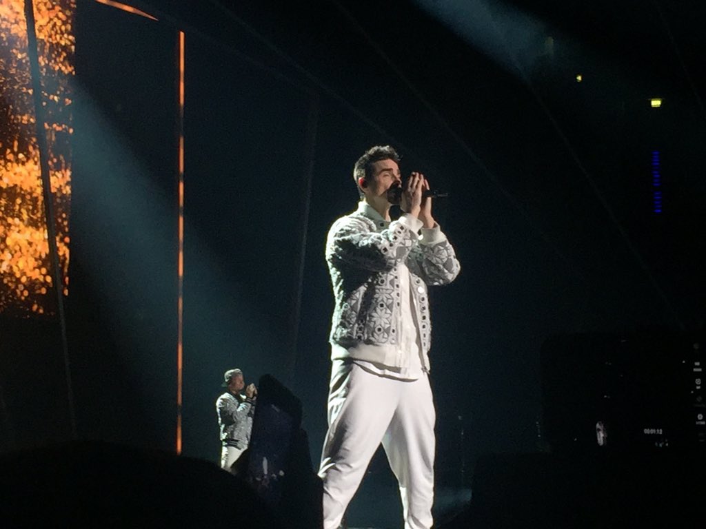 <a href="/AmandaJaymes/">Amanda Jaymes</a> <a href="/backstreetboys/">Backstreet Boys</a> <a href="/kevinrichardson/">Kevin Richardson</a> <a href="/nickcarter/">Nick Carter</a> <a href="/aj_mclean/">AJ McLean</a> <a href="/brian_littrell/">Brian Littrell</a> <a href="/howied/">Howie D</a> Thank u <a href="/kevinrichardson/">Kevin Richardson</a> for recognizing us in the crowd 🥰 you really made our day 😘 If you (and the guys) have no plans for june 7th, it will finally be our wedding-date 👰🏻🤵🏻 we‘ve waited for your next tour to take the step 💍 #bsb is in our #dna #dnaworldtour #hannover ❤️&amp;✌🏻