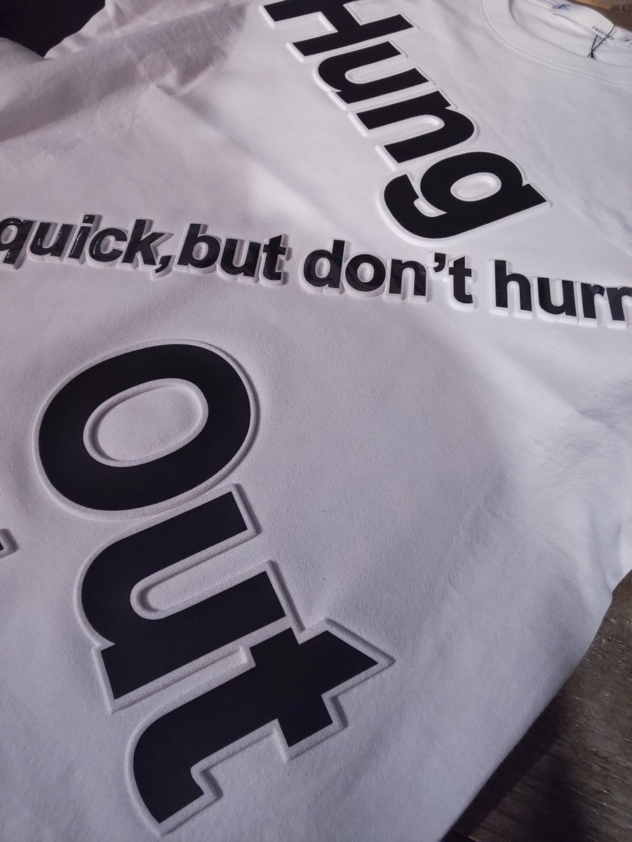 AGEM9yokohama's tweet image. 新作紹介🌸
FREEDEEから立体英字Tシャツが入荷致しました✨

大人気の英字Tシャツの半袖が登場致しました😊

フロント全体に英字のデザインが施しているので、着たときの存在感は抜群ですね👍️

number   FDPB18-A13
price       ￥4,900+tax
#FUGA横浜  #FREEDEE