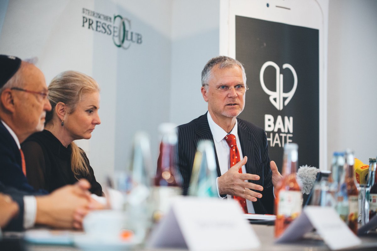 banhatemovement's tweet photo. ONLINE HASSREPORT ÖSTERREICH: Extremer Anstieg bei Postings mit NS-Bezug
Seit dem Start der App (April 2017) gingen bei der Antidiskriminierungsstelle Steiermark (#BanHate) insgesamt 3838 Meldungen zu Hasspostings ein.
https://t.co/qc6iGwJiEX
#Hassreport #HateSpeech #Hassposting https://t.co/XPNEfY5FRY