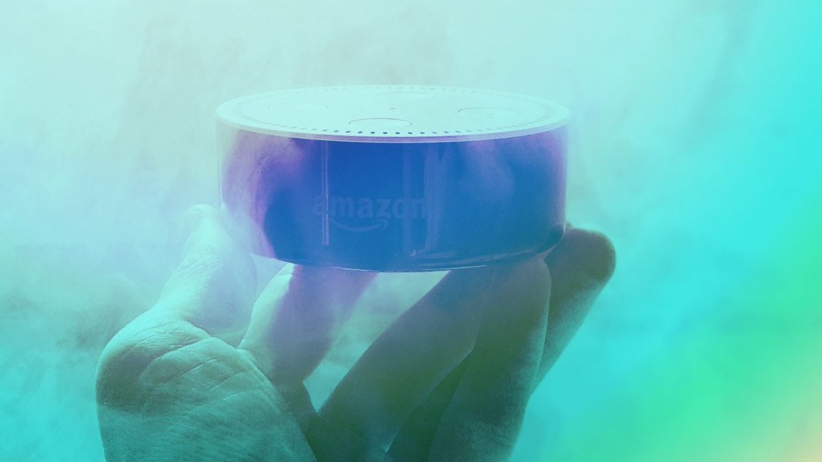 NusratMedicine's tweet image. #Amazon is working on a wrist-worn wearable that will allow the device to read the wearer’s emotions. The device is reportedly being developed between Amazon and #Lab126, the hardware group behind the Kindle, Fire Phone, and the Echo speaker.

 buff.ly/2Es0idU