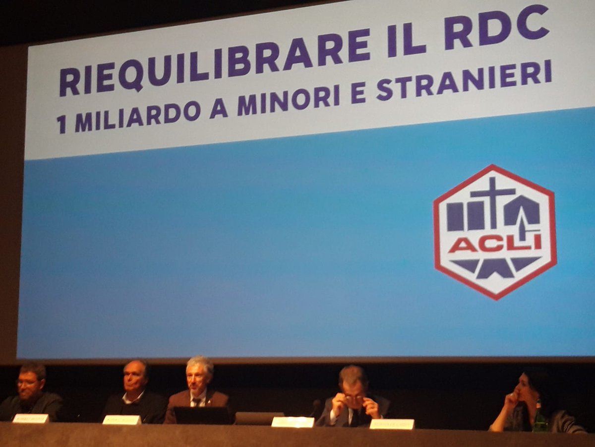 Acli_nazionali's tweet photo. #24maggio #Festivalsvilupposostenibile @Rob_Rossini5 "Nel nostro Paese gli #stanieri sono un #povero su tre contro la media italiana di un povero ogni 16, e molto spesso, si tratta di #minori". Ecco la proposta Acli ➡️https://t.co/Em7TJBPCgB @DD_Forum @ASviSItalia @CEI_news https://t.co/iMHwV3ld18