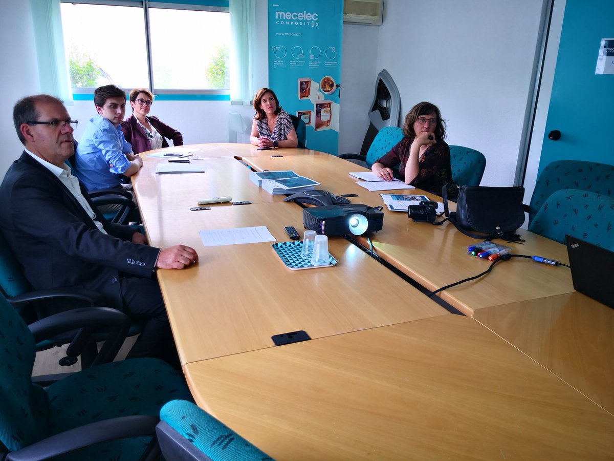 ecomnews_live's tweet photo. #Drôme #Ardèche : #Vilesta, la filière des véhicules industriels et loisirs compte 38 membres pour 4691 salariés, 1,1 milliard d'euros de chiffre d'affaires dont 37% à l'export et 50% hors de la région #AuvergneRhôneAlpes. @AnnabelAL74 @auvergnerhalpes https://t.co/e1nei93SnZ