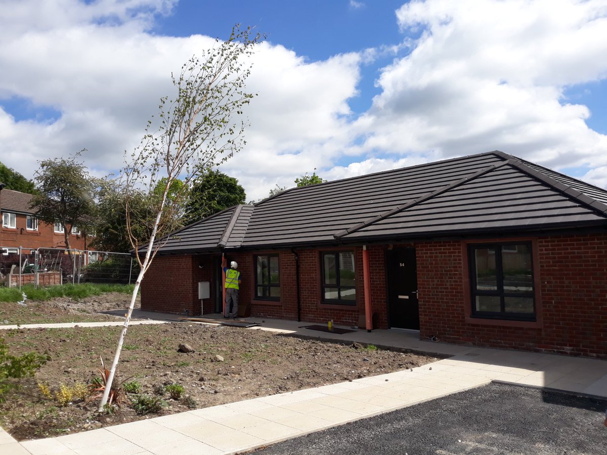 HomesDarrenA's tweet photo. Spent the morning with Danielle Bates on tour of 5 @FirstForFCHO sites in development. Lots of very good quality, affordable homes in construction in Oldham. Testimony to a lot of hard work by @FirstForFCHO and contractors. Can't wait to see them completed! #makinghomeshappen https://t.co/eOzhSKYvmX