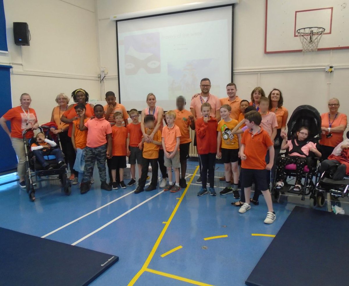 Oak View School tweet media