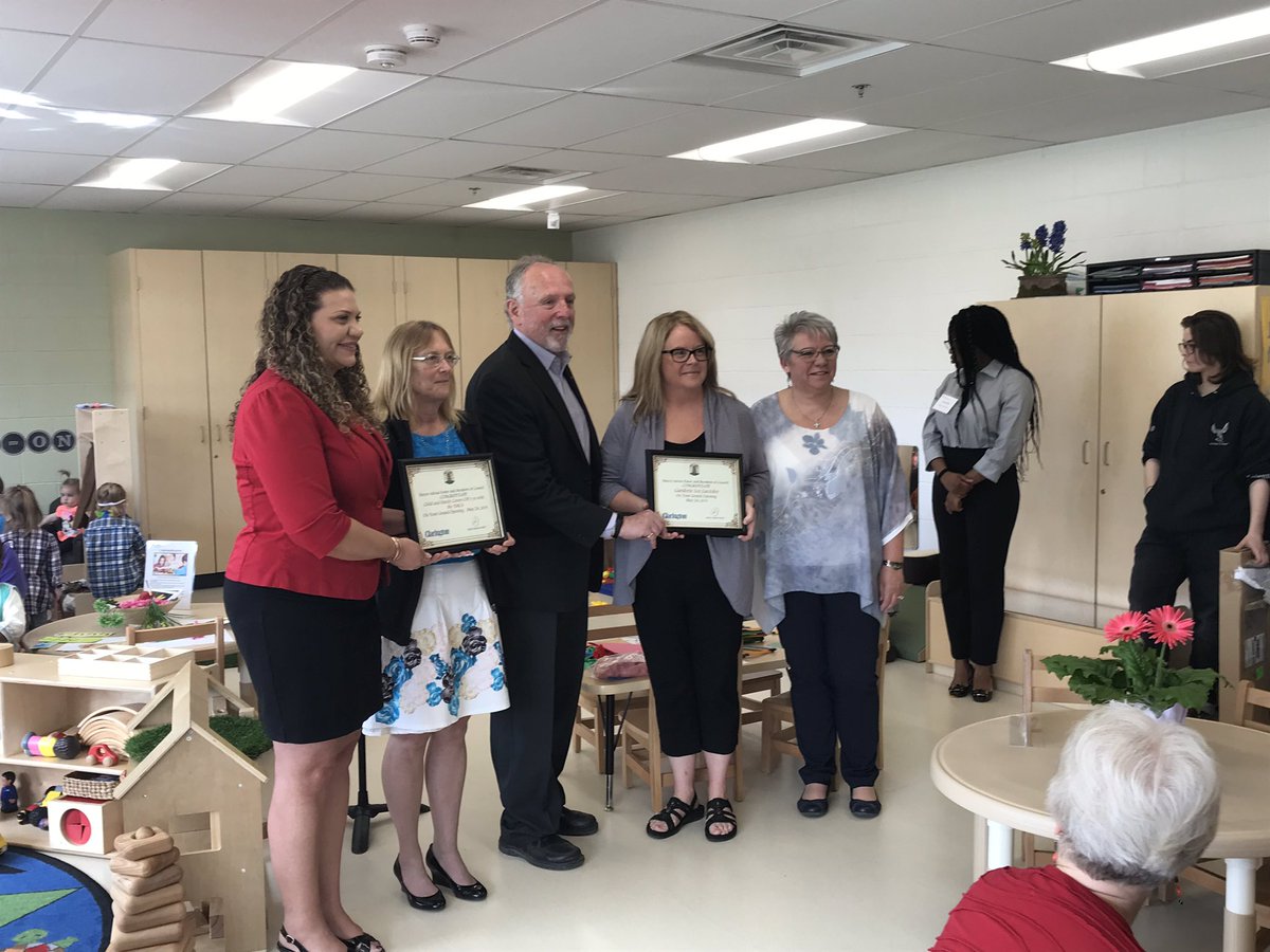 triciaverreault's tweet photo. Inauguration du centre francophone à la famille On y Va et de la garderie Les Lucioles à l’école Viola-Leger de Bowmanville!   @CSViamonde @RegionofDurham https://t.co/Fb7nUtSJUN