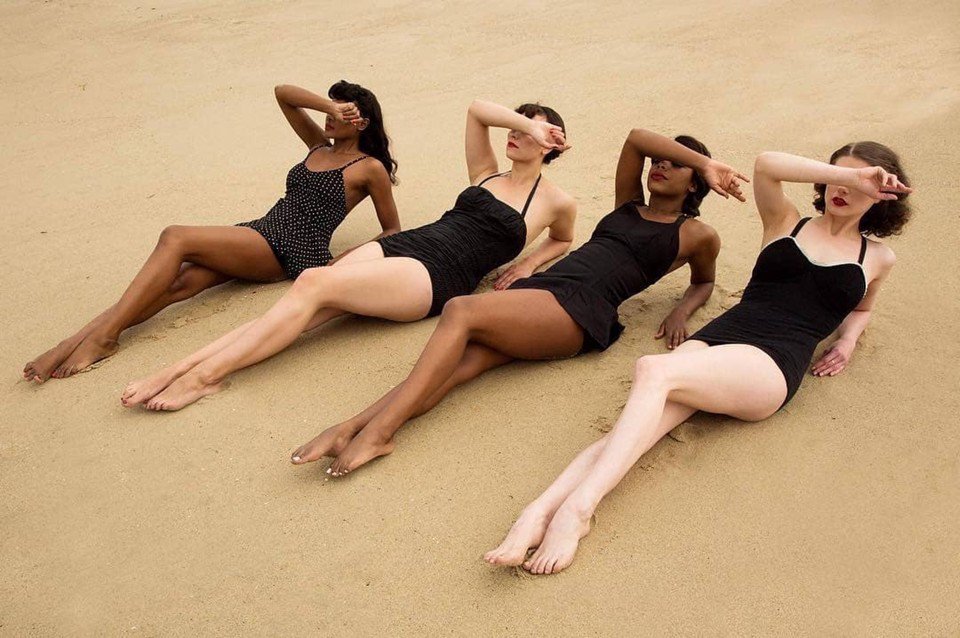 consciouslyunb's tweet photo. Anyone else #Weekend Ready? 🌊😎🖤 #consciouslyunbiased #diversitymatters https://t.co/fecn0DJwgL