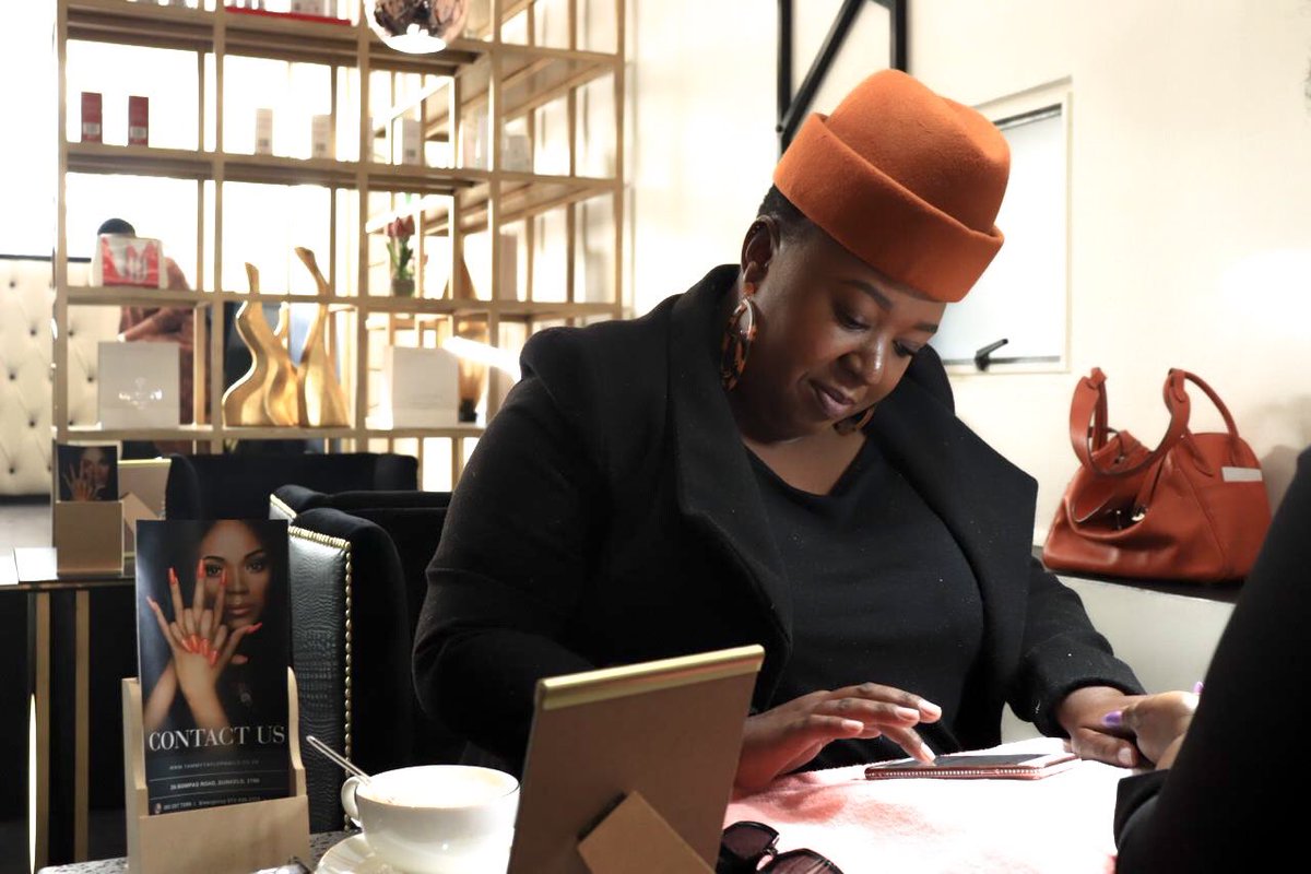 ritevac's tweet photo. Queen getting her nails done at the Tammy Taylor Nails Dunkeld Salon preparing for the #Inauguration ~ @BrendaMtambo 📷@realTiyaniManganya https://t.co/BCEtQp10HP