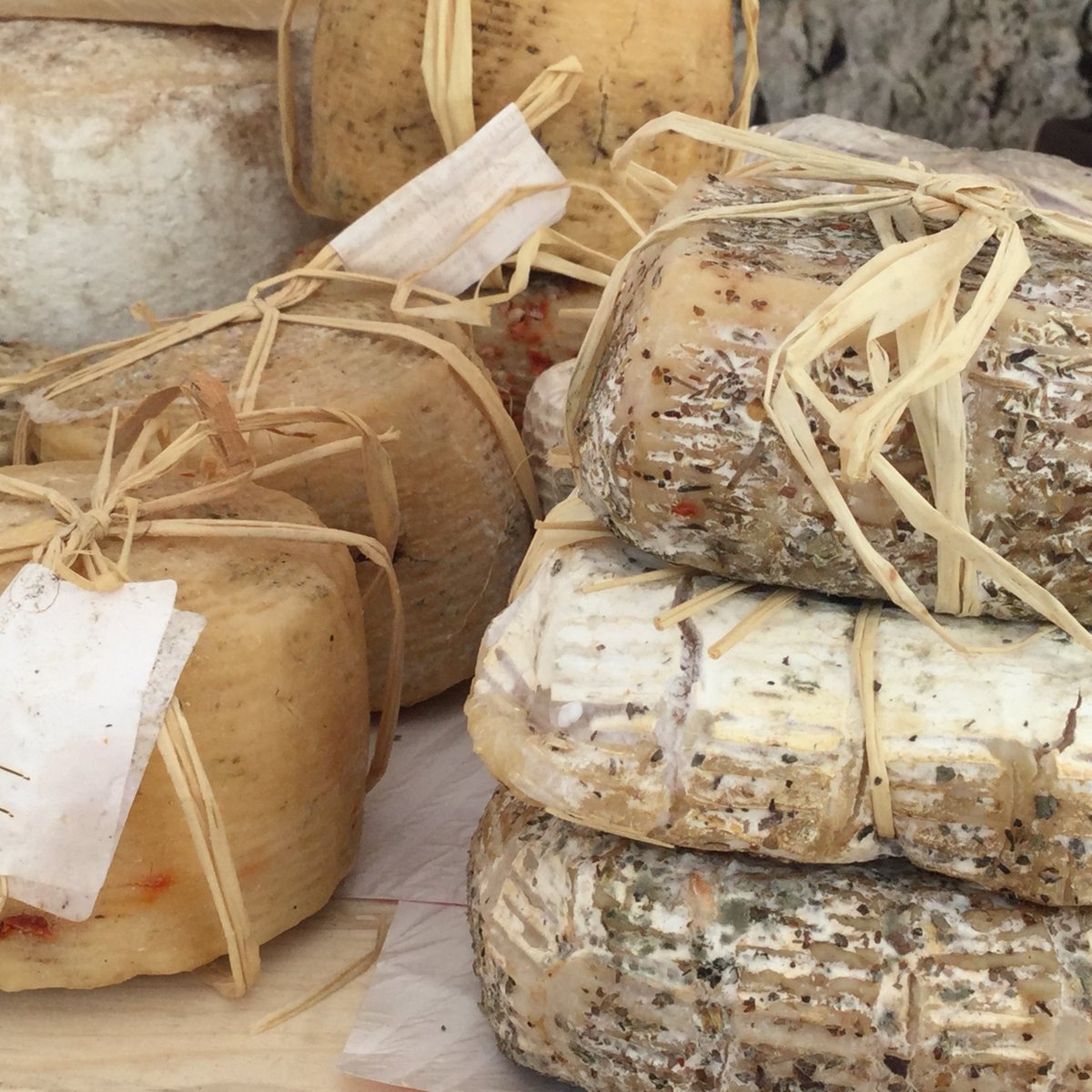 CompagniaSapori's tweet photo. @TigullioWebNews Questo week end ritorna in Via Rivarola a Chiavari il Mercatino dei Sapori e delle Tradizioni! https://t.co/TikqsmusDq https://t.co/RTbUkiKbRk