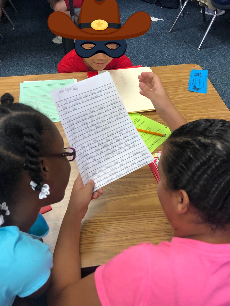 ChristiRMoran's tweet photo. One of the best celebrations is having writers see all the work they did over the entire year. Spread it out and read it! Without prompting, they start reflecting on their growth & sharing out their favorites 💚 @RobisonES @CFISD_ELAR2_5 #successatRES https://t.co/ksQCeuYgEa