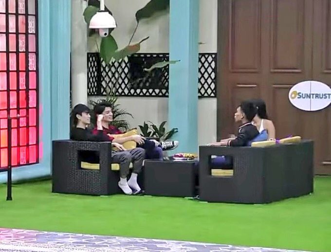 mslittlefangirl's tweet photo. Any Big 4 fandom is free to create their acronyms, but ang team LAYF lang ang may moments sa loob ng BNK na sama-sama talaga silang apat even w/o them knowing they’ve already formed a name outside BNK. Marami na silang napatunayan, individually and as a team. TEAM LAYF VOLT IN!⚡️ https://t.co/Zbfk5gkGrc