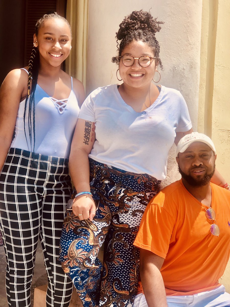 LizaCorrine's tweet photo. Stay tuned for photos from Clemson’s FIRST ever Study Abroad in Cuba! #ClemsonInCuba2019 @CUGantt #ClemsonPRTM https://t.co/huzvAwicKM