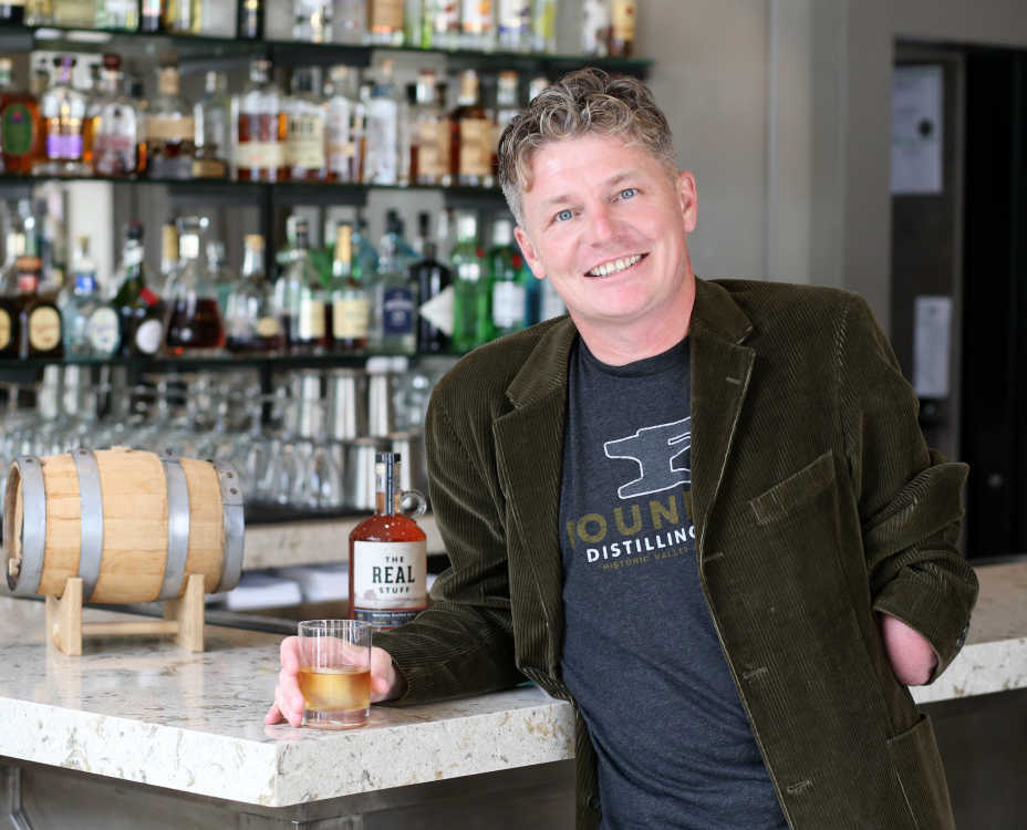 Foundry Distilling Co. owner Scott Bush on Thursday launched Okoboji Vodka at a Pearson Lakes Art Center event in Okoboji. He describes his brand of vodka as "100% corn, pot-distilled and gluten free."

dickinsoncountynews.com/story/2610274.…