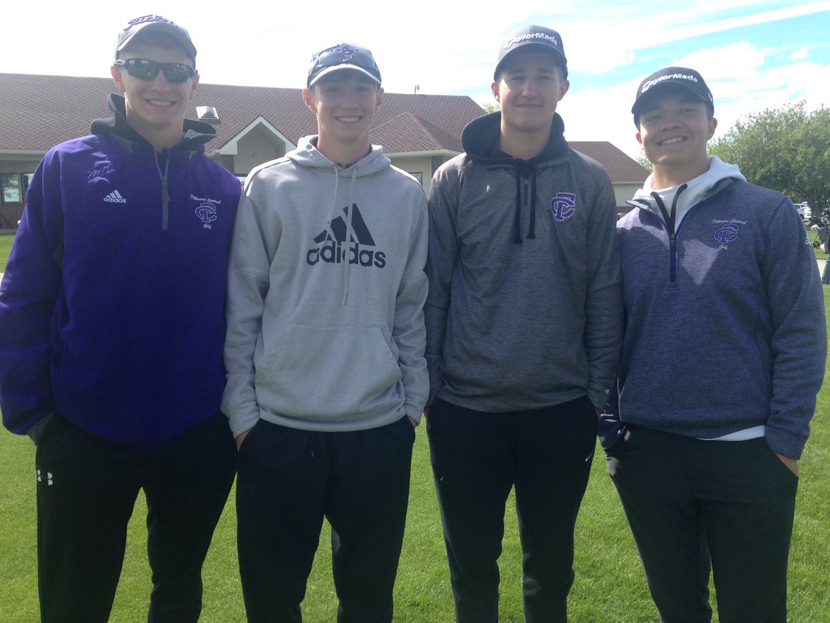 mitch_lockhart's tweet photo. Koby Head ties for 71st at the class C state championship in Kearney, great support from his teammates and fans! Bad weather, rained out practices and first day caused havoc on us all! Proud of him playing through it, great future ahead of him! #fcpanthers #fcpower https://t.co/bdrvoi6xWE