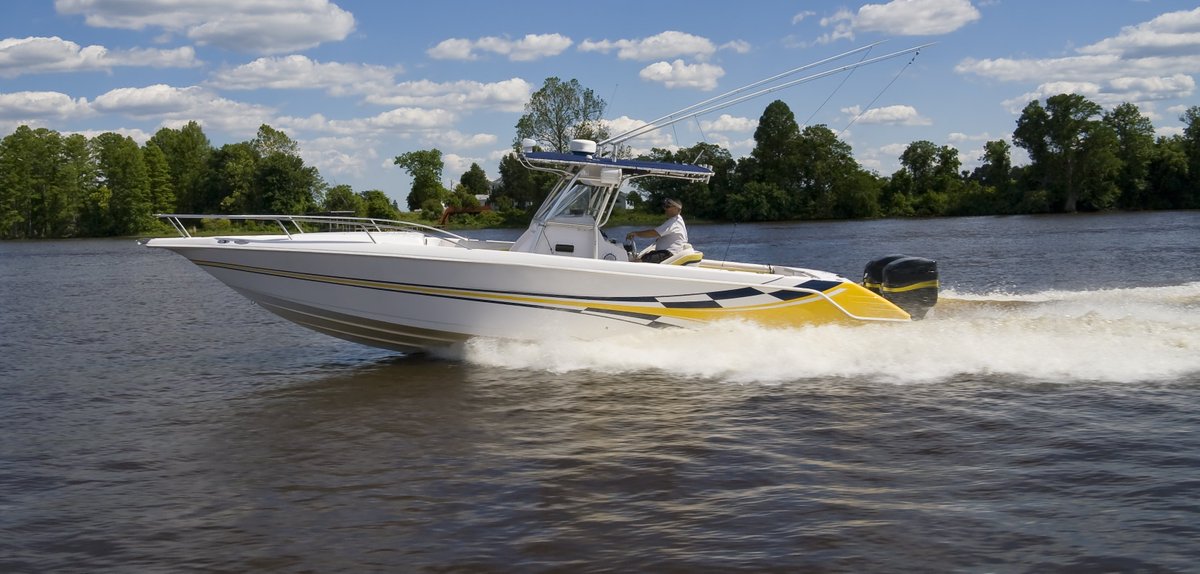 EuromarineIns's tweet image. Do you need a licence to use a boat in the UK? Read more here, bit.ly/2JzS1sV, to find out how we can help make insurance plain sailing. #boatinsurance #boatlicence