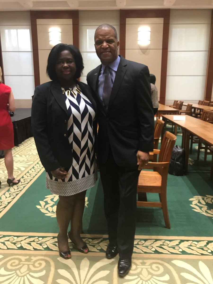 BrewtonMos's tweet photo. 25 years after launching @OperationHOPE , John Bryant continues to fight for #SilverRights , have instilled financial dignity in 2.8 million Americans, and directed over $3.2 billion in economic activity into disenfranchised communities. Impressive! https://t.co/htmWg6As3y