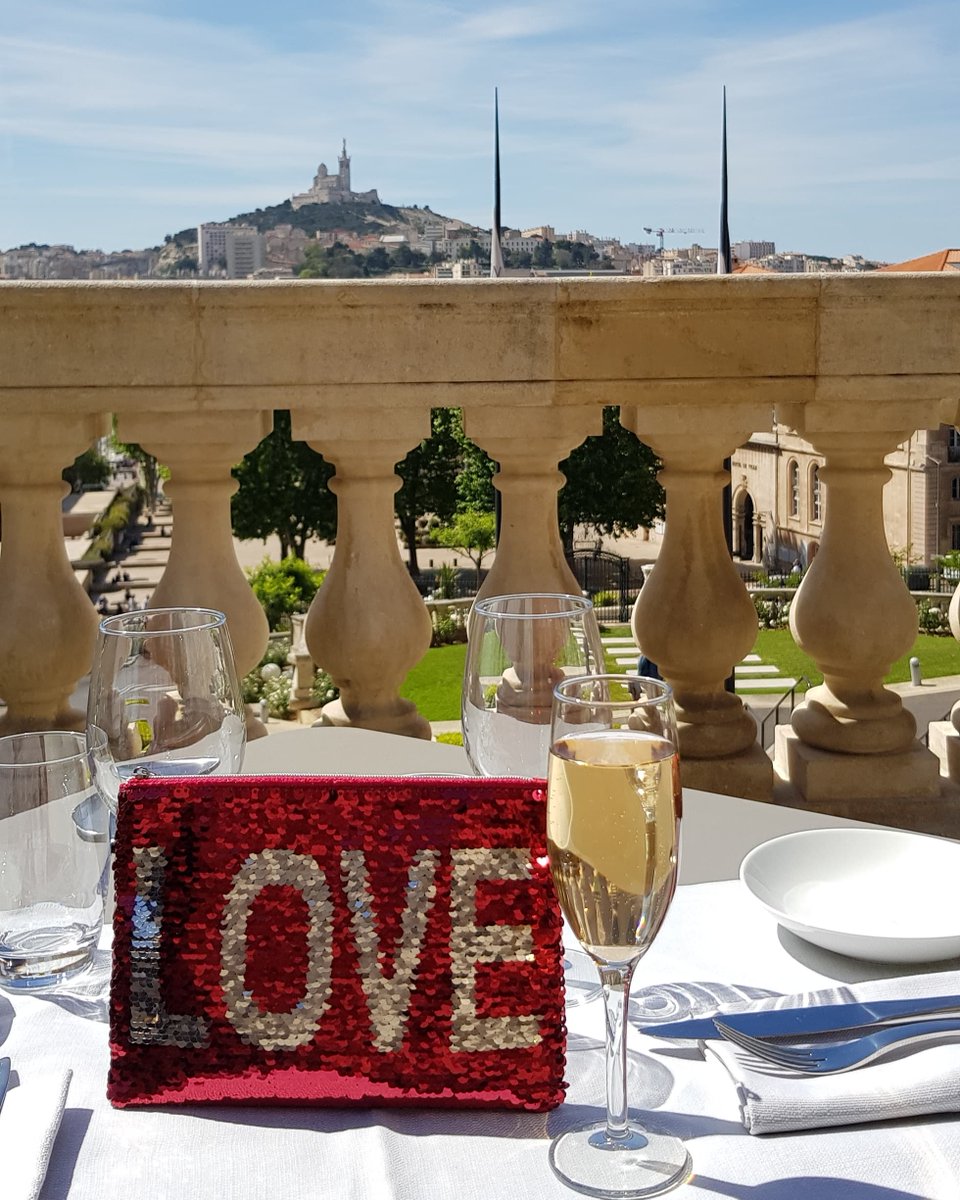 ICMarseille's tweet photo. Dimanche, les mamans seront reines ! En particulier au #brunch de la brasserie Les Fenêtres où plusieurs surprises les y attendent !
#icmarseille #fetedesmeres #spabyclarinsmarseille #compagniedeprovence
Sunday, moms will be queens at Les Fenêtres brasserie Brunch! https://t.co/yyweK4BEj2