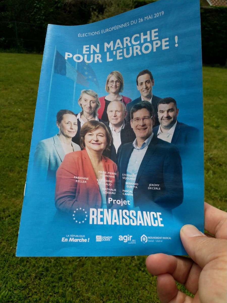 LaREM_40's tweet photo. RENAISSANCE - Seignanx
Dernier boitage pour le comité du Seignanx !
On continue jusqu’à ce soir  avec le sourire 🇪🇺💪 https://t.co/00jG9SADEm