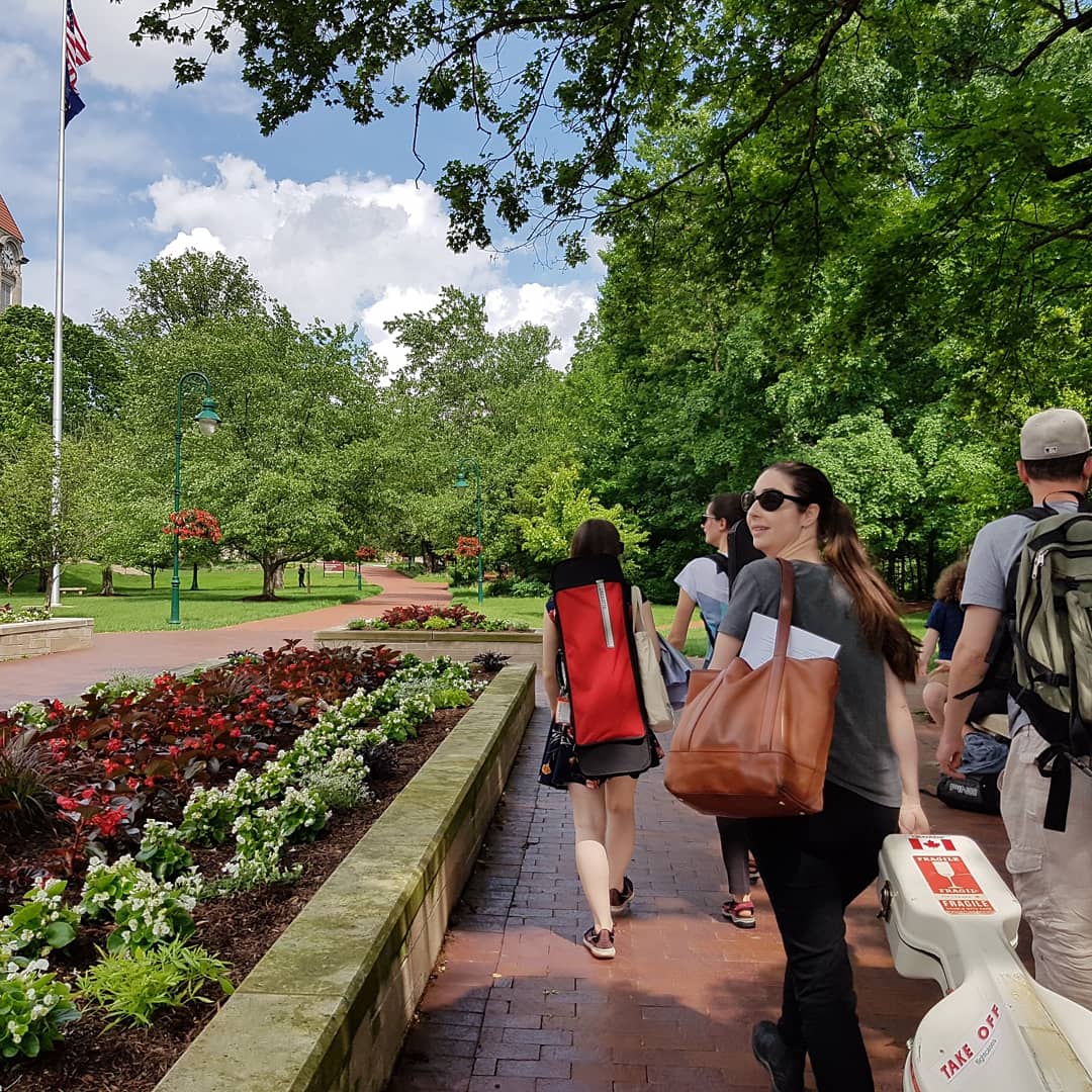 VaniaChanMusic's tweet photo. Adventures with @RezonanceBaroq @celloerika in Bloomington Indiana. Ready for concert tonight: https://t.co/oYXnvIcKxL  

#bringingtheartstolife @CanadaCouncil @EMA_Tweets #blemf2019 #handel #OPERA https://t.co/ArIFwntDJh