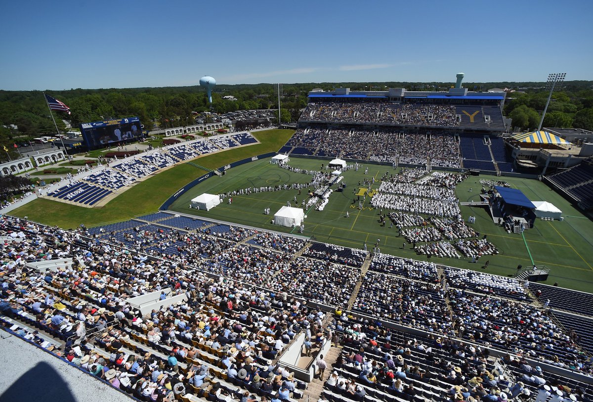 pwgphoto's tweet photo. Who needs a drone when I have legs and can jump really high. An overview of Navy Marine Corps Memorial Stadium as they pass out diplomas at the @NavalAcademy graduation. Only 20 more companies to go. We should be done by midnight. https://t.co/OzoA3oUWDR