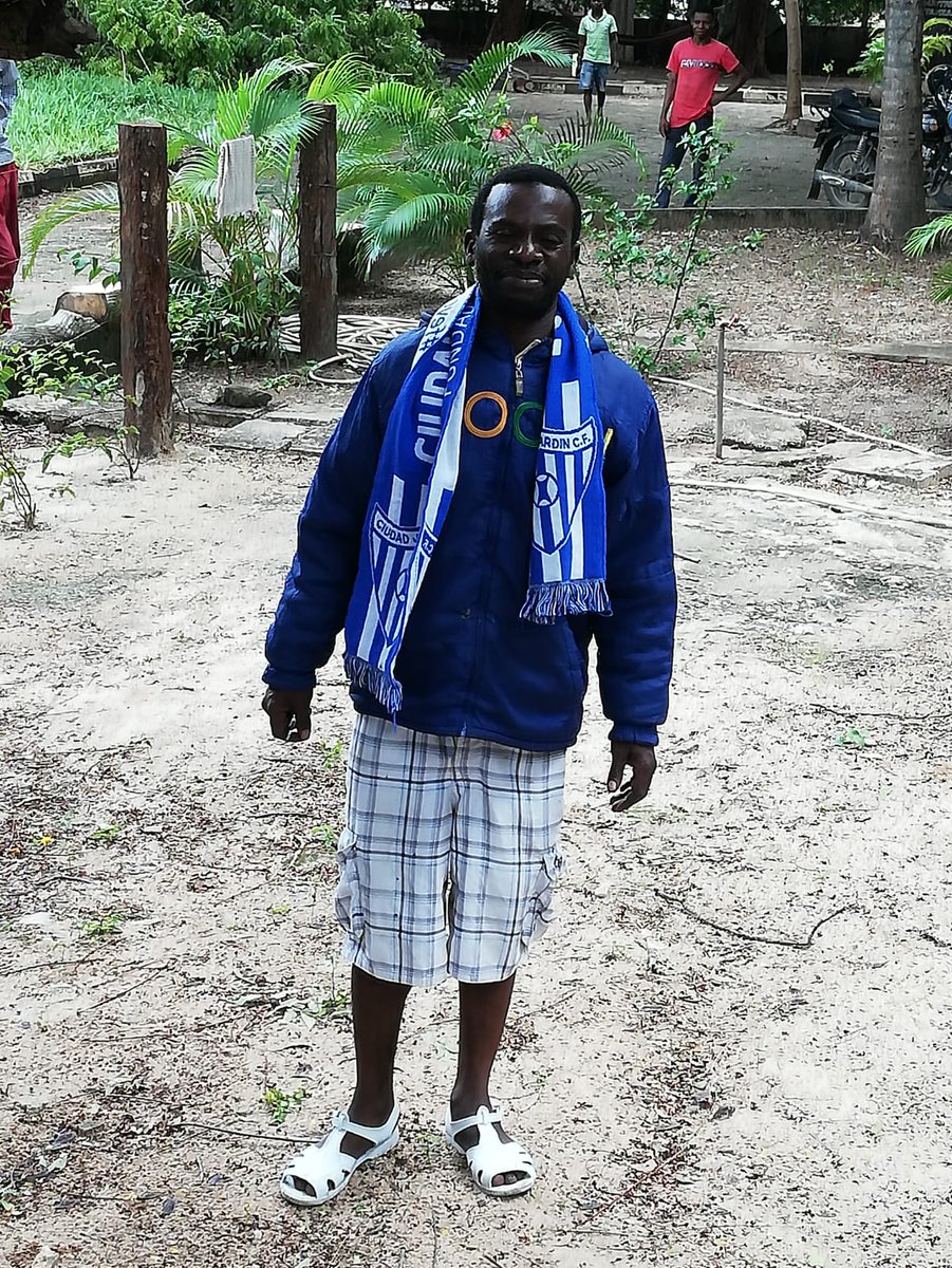 Esto es el <a href="/ciudadjardincf/">CIUDAD JARDÍN C.F.</a> desde Tanzania mi hermano <a href="/currotriana13/">Curro 🇪🇸</a> me manda esta gran foto