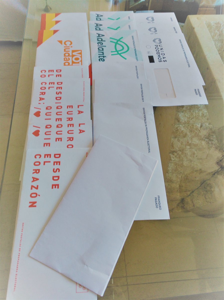 SilviaSanchez_8's tweet photo. Esto es ofensivo... En plena era digital y con un planeta cada vez más destruido, ¿no se os ocurre otra forma de hacer propaganda electoral? @CiudadanosCs @PSOE @populares @AdelanteAND @ahorapodemos https://t.co/gG6eRGBeeD