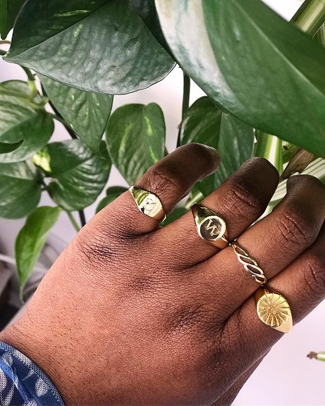 Coming in hot.... Loving these monogrammed signet rings fresh from the workshop. Our customer is delighted they shall be able to enjoy them just in time for the bank holiday weekend! #bankholiday bit.ly/2HDMFe1