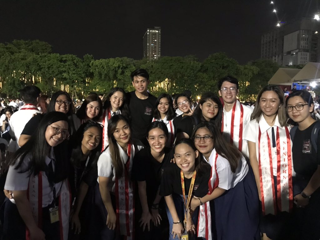 assoc_ust's tweet photo. One last time, The Asian Studies Society Executive Board A. Y 2018-2019 and A.Y 2019-2020 ✨

#VictorsOfAB
#BaccalaureateMass2019 
#OneAS https://t.co/lgJAURJ7SJ