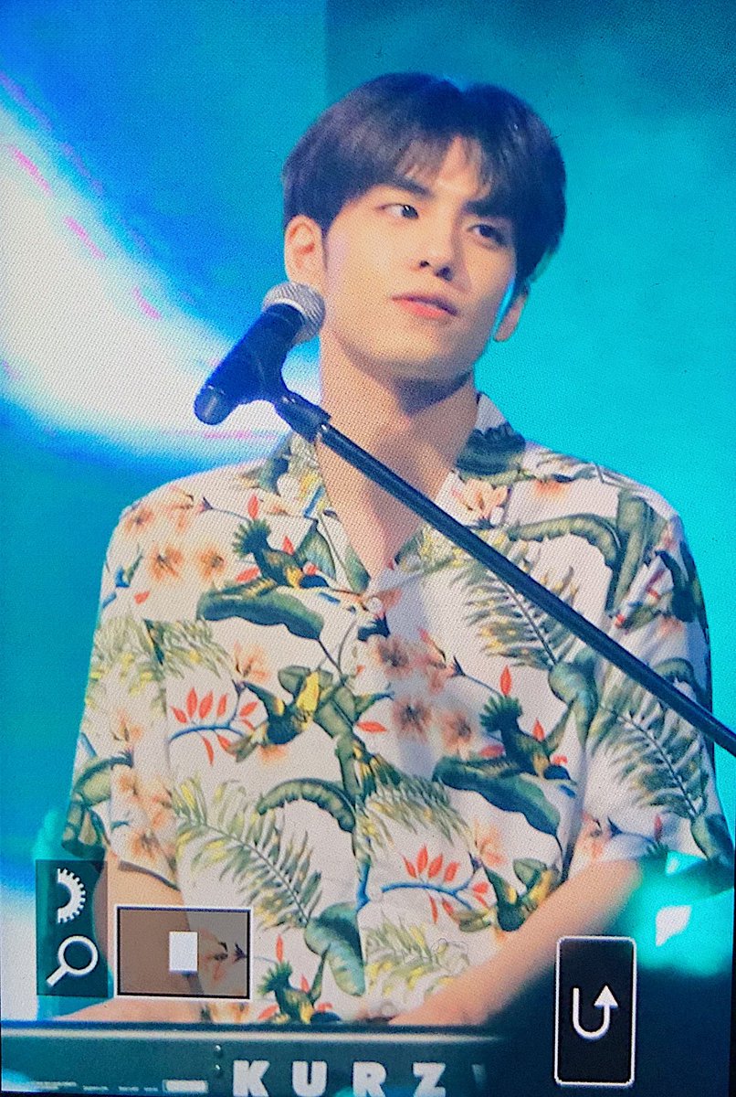 ifeeluforwonpil's tweet photo. 190524
#원필 #데이식스 #Day6 #Wonpil https://t.co/sScLaWIBXH