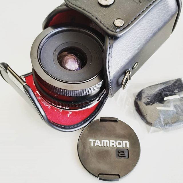 mowe1983's tweet image. 1979 beauty! #adaptall #tamron #28mm #usedbutnotabused #perfectcondition #ohyeah bit.ly/2YKbzht