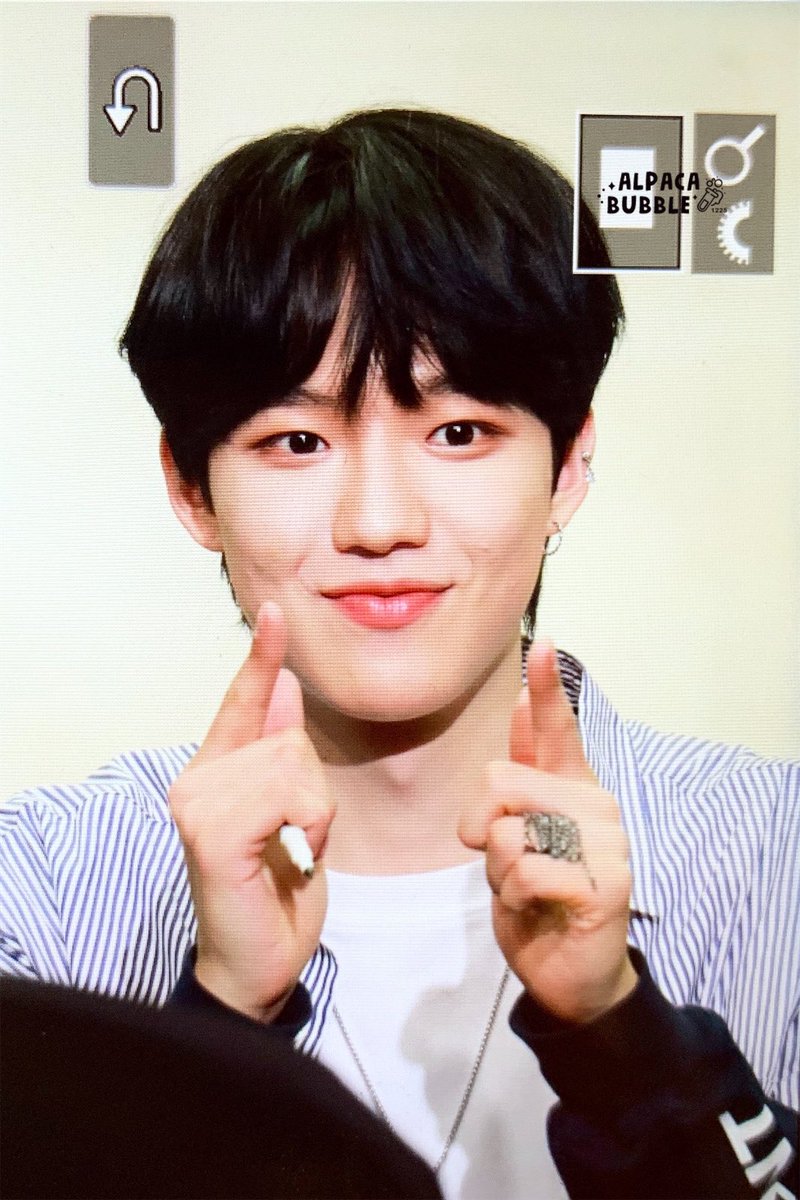 AlpacaBubble's tweet photo. 190524 preview
#LIMYOUNGMIN #임영민 #AB6IX 
 
펑펑펑펑 https://t.co/UxBd7kKHs9