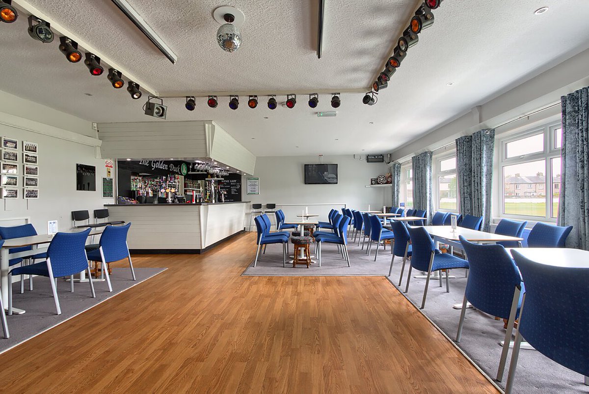 ReadCricketClub's tweet photo. Tonight down at Whalley Road 

🏏AllStars 5.30-6.15
🏏Read Raiders Juniors 5.30-6.30
🍺Bar Open 
☕️Kitchen Brews Available 
☀️Sunshine Ordered https://t.co/ubfn5EWquA
