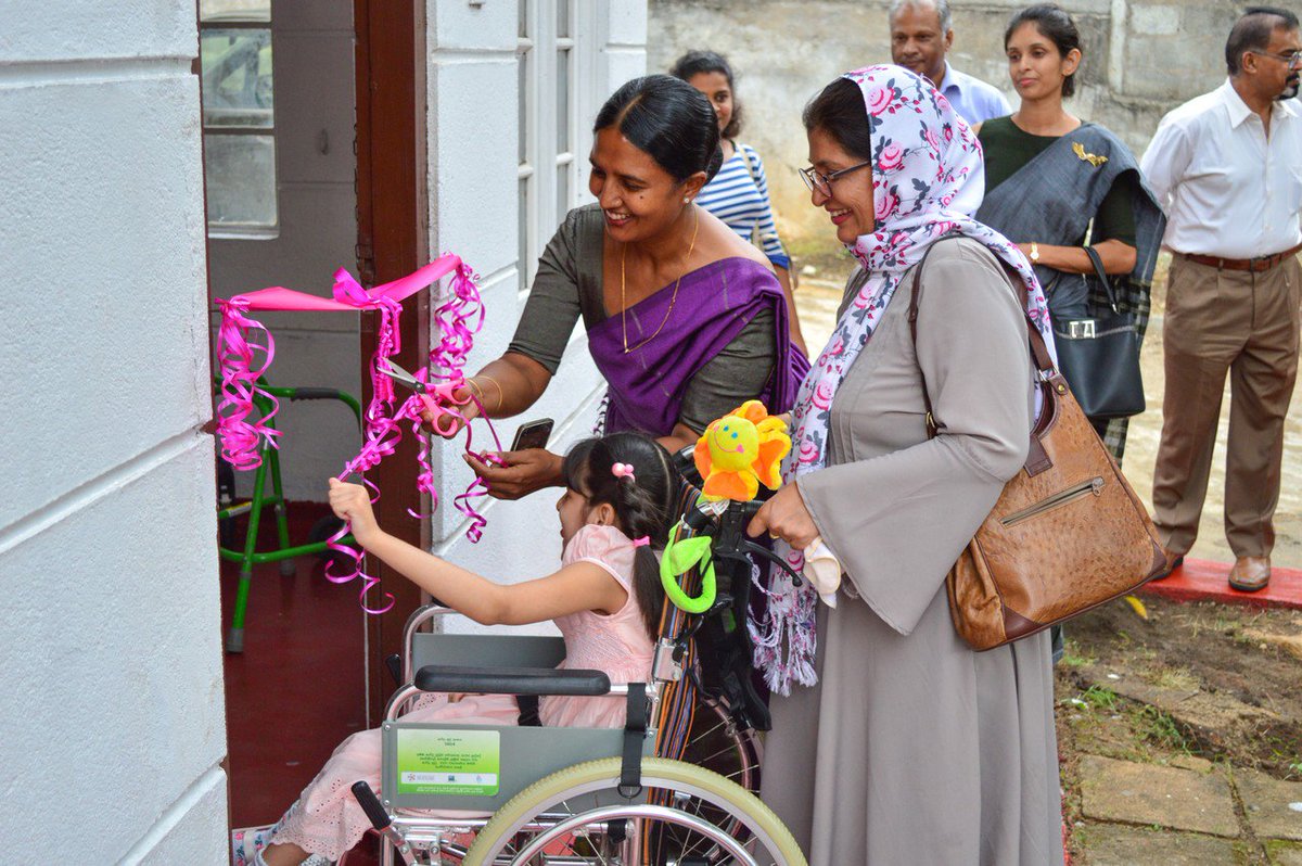 Dilmah's tweet photo. We are in #Kandy. The #NCCCPDD opened its first extension in the hill capital yesterday. It is the first & only centre in the Central Province dedicated to services for children with #CerebralPalsy & other developmental disorders.
#Dilmah #MJFCF #ChangingLives #Purpose #SriLanka https://t.co/Td7dNdJGqb