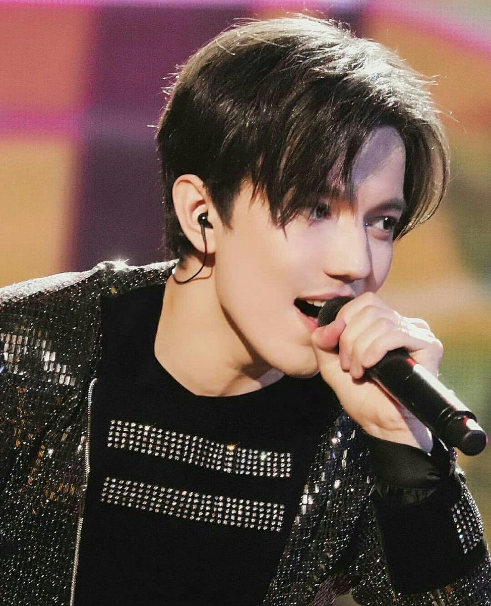 Dimash_dears_kz's tweet photo. Он үшінші себебі: 
13) ҚАЙРАТТЫ
Барша қиыншылыққа мойымай, төтеп беріп, тек жеңіп шығады. Қайраты, жігері мықты жан. Ешқашан мойымай музыкасына сенім артып, әлемді баурайтын әнші
#HappyBirthdayDimash
#DimashBestSinger
@dimash_official https://t.co/XUgjluQBpG